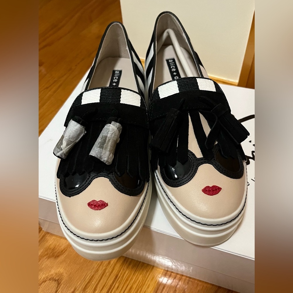 Alice + Olivia Stace Face Sneakers